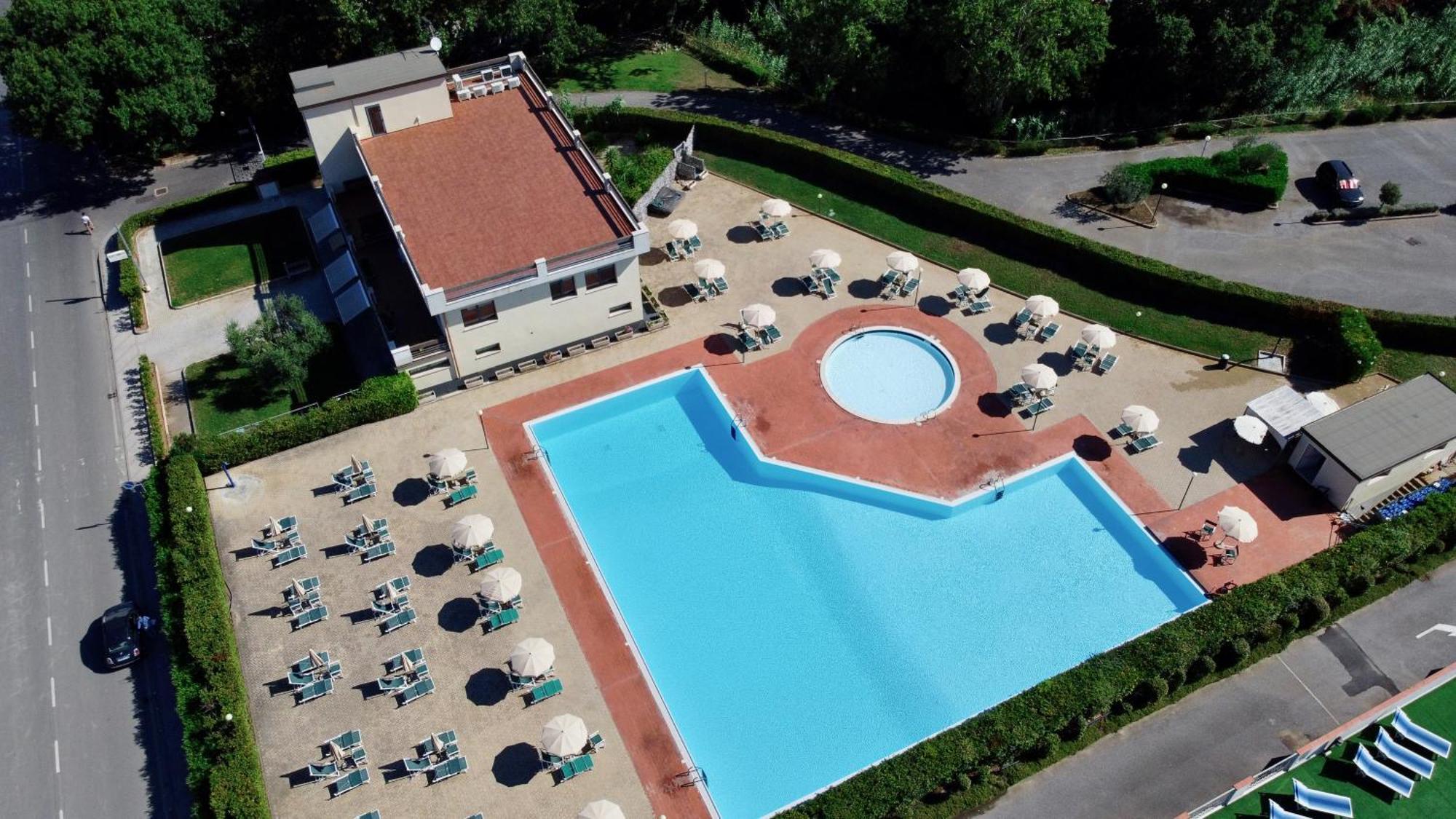 Le Residenze Di Santa Costanza - Mirto/Corbezzolo Aparthotel San Vincenzo Exterior foto